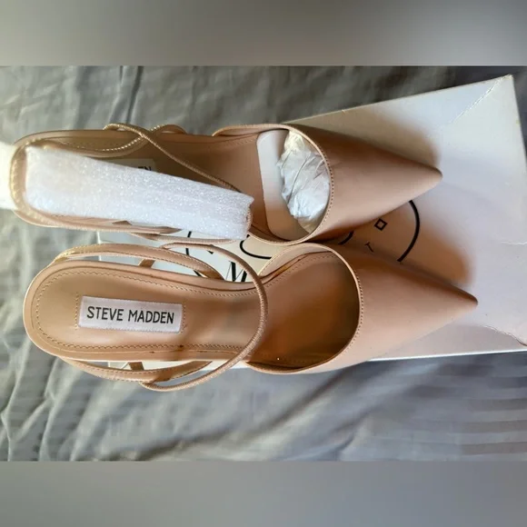 Steve Madden Nude Strappy Heels - Picture 2 of 12